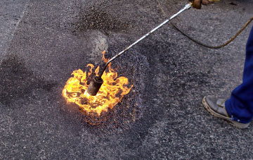 Chrishall flat roofing repairs